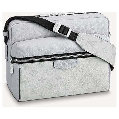 lv tasche herren weiß|louis vuitton aktentasche herren.